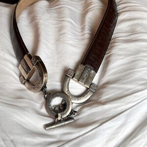 Brighton vintage brown belt with silver circle clasp. SzS/M 28